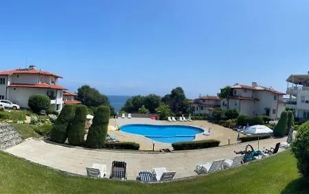 Апартаменты Caprice In Lozenec Китен