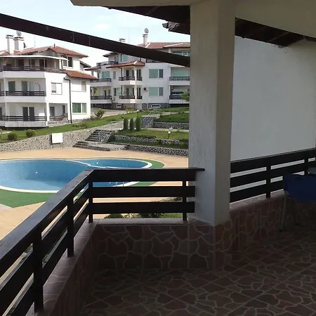 Caprice In Lozenec * Китен