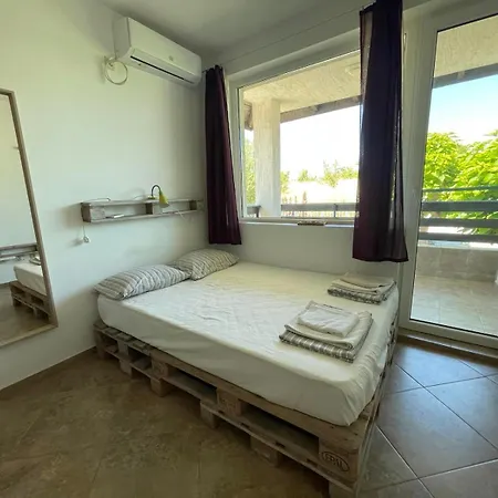 Apartment Caprice In Lozenec Kiten (Burgas)