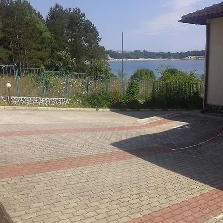 公寓 Caprice In Lozenec *