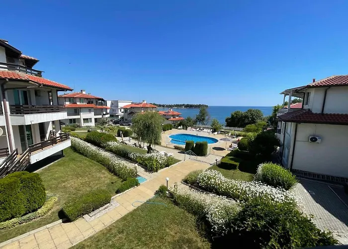 Caprice In Lozenec * Китен